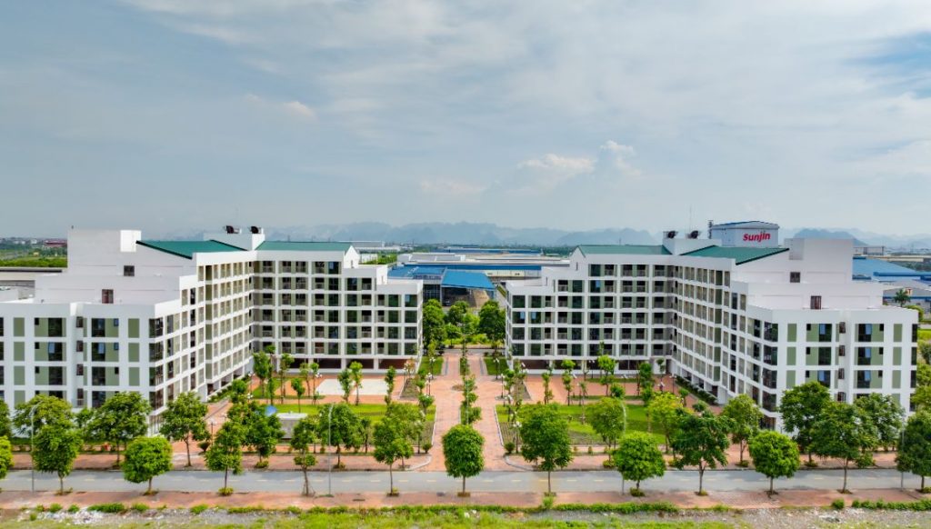 Hạ tầng xã hội